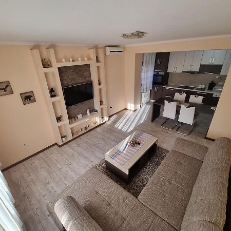 Koks Apartmans Subotica Bagian luar foto